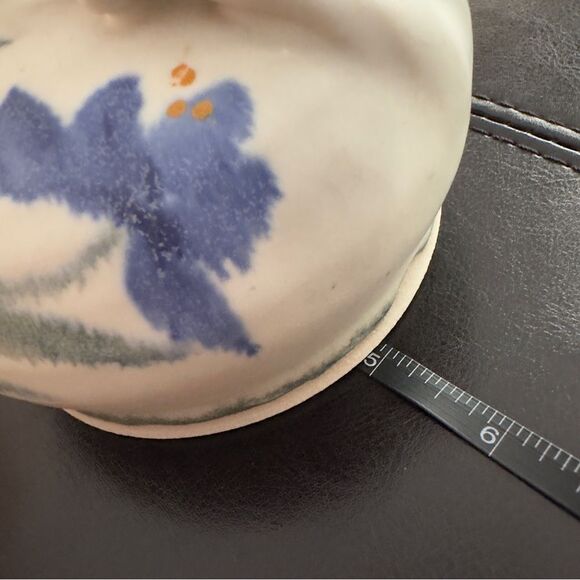 Steinman Cheese Butter Handmade Hand Painted Iris Flower Pottery Serving Dome - Picture 4 of 6